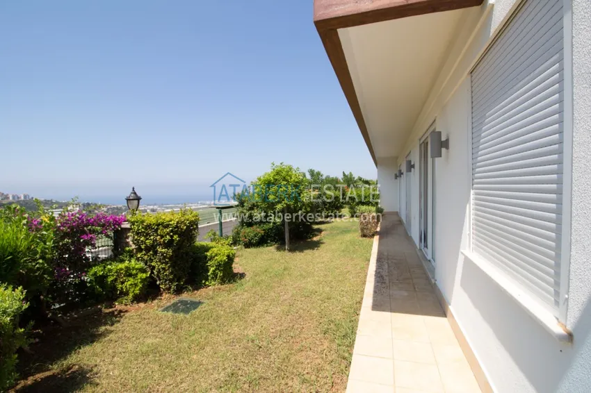 Villas in a unique complex 8 