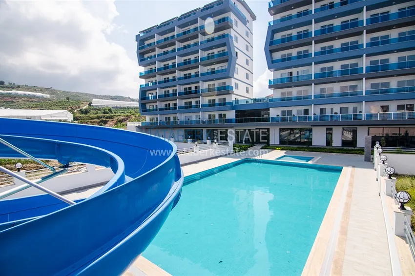 Penthouse apartment with mountain and sea views in Mahmutlar 14 