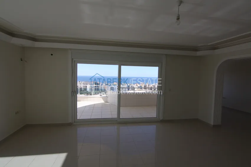 Purchase   Penthouse with sea and mountain views with a sauna in Mahmutlar  6 