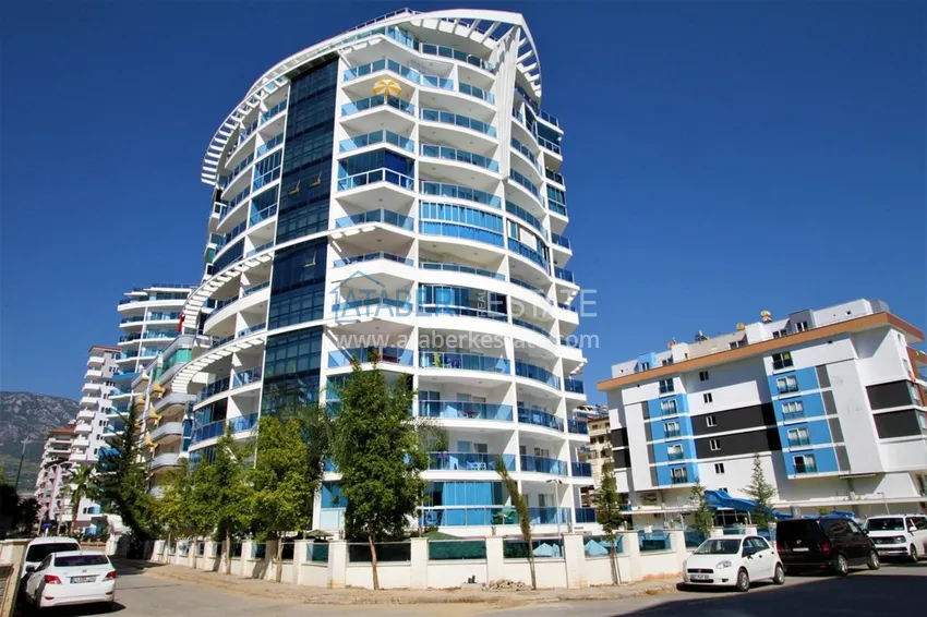 Furnished flat in Mahmutlar in a luxury complex  1 