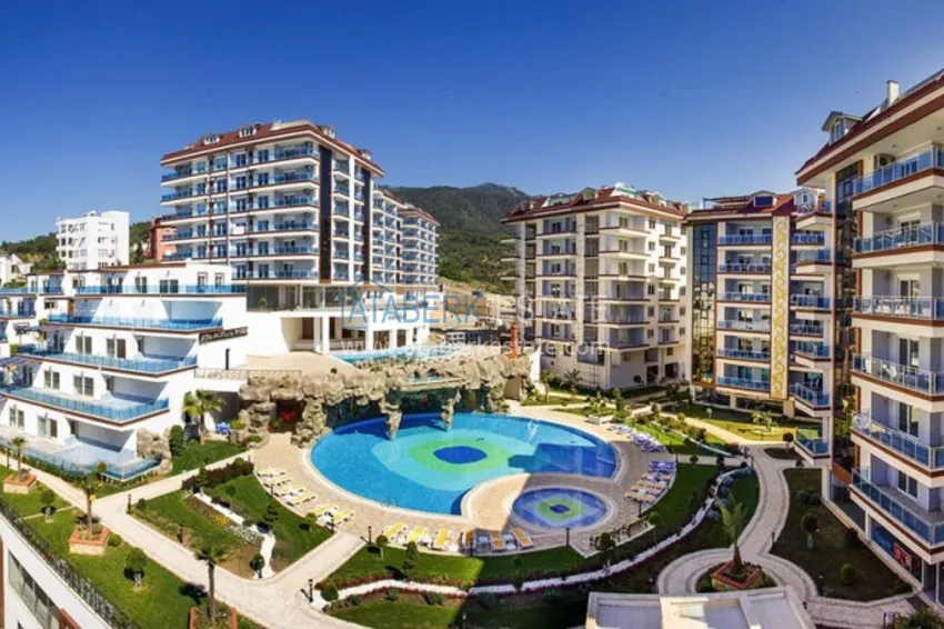 Five bedroom duplex in Oba with splendid views in the elite complex 2 