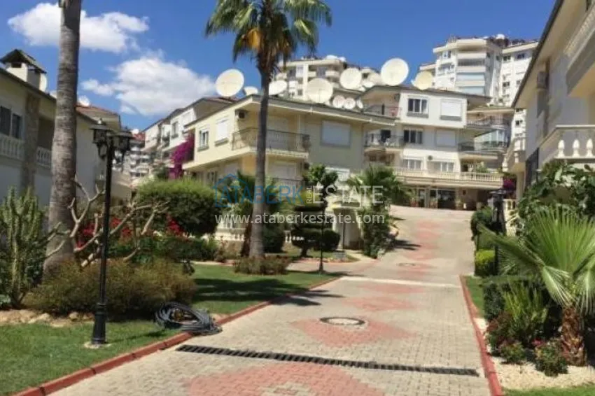 Furnished flat with a glazed balcony and a partial sea view in Cikcilli 8 