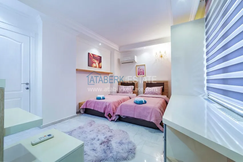 Purchase  Furnished flat close to the sea and centre in Mahmutlar  12 