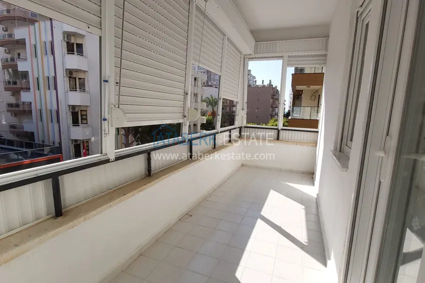 Purchase  One bedroom furnished flat in the centre of Mahmutlar 10 