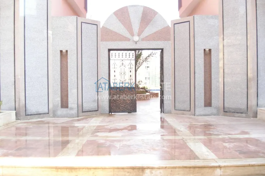 Flat with a sea view in a complex of Oba  11 