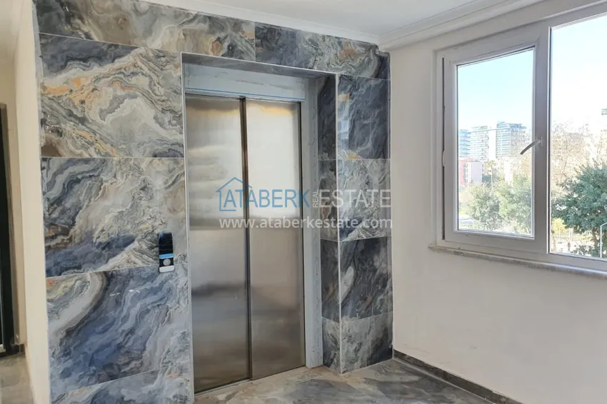 Flat by the sea in Mahmutlar in a new complex  17 