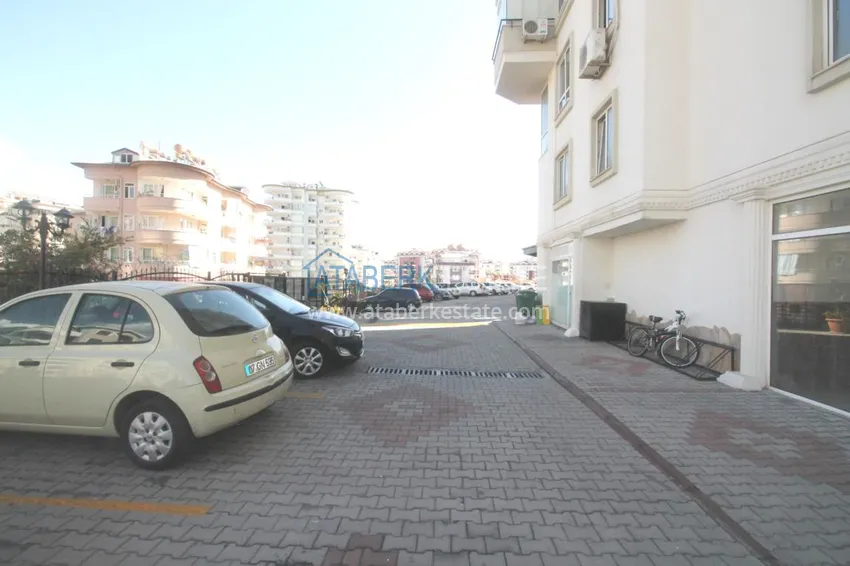 Furnished flat with a glazed balcony and a partial sea view in Cikcilli 9 