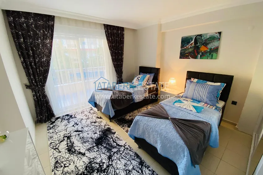 Furnished flat in the centre of Mahmutlar by the sea 4 