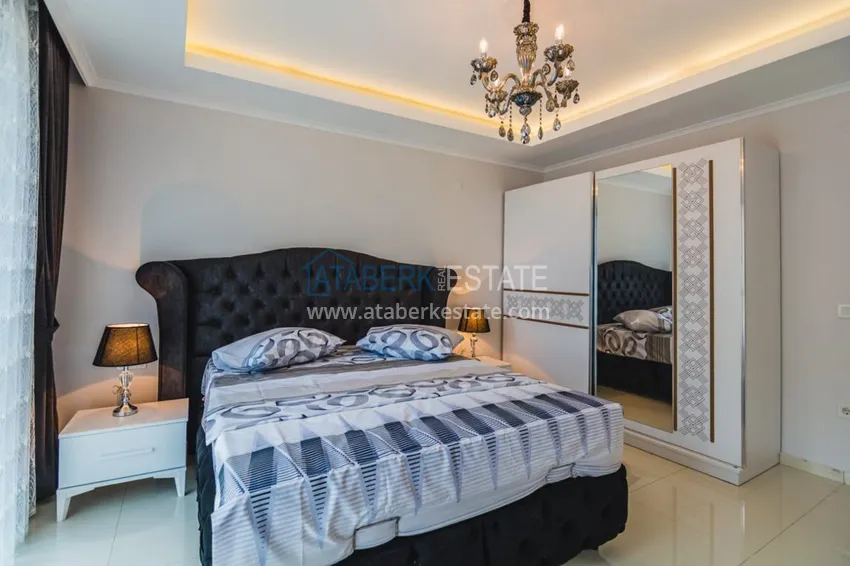 Purchase Furnished penthouse in elite complex in Mahmutlar 19 