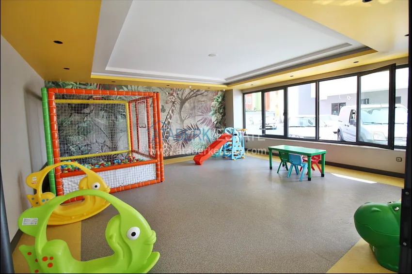 Flat with a sea view in a new complex on the coast  23 