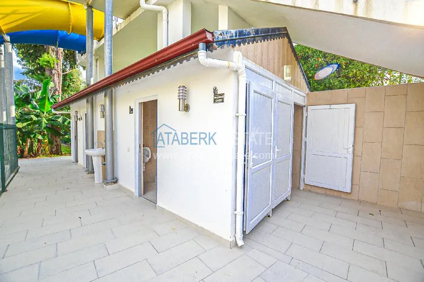 Flat in Demirtash in the complex  with it's own beach  18 