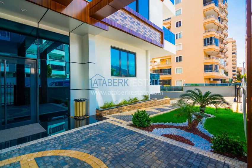 Furnished flat in a modern complex in Mahmutlar 17 
