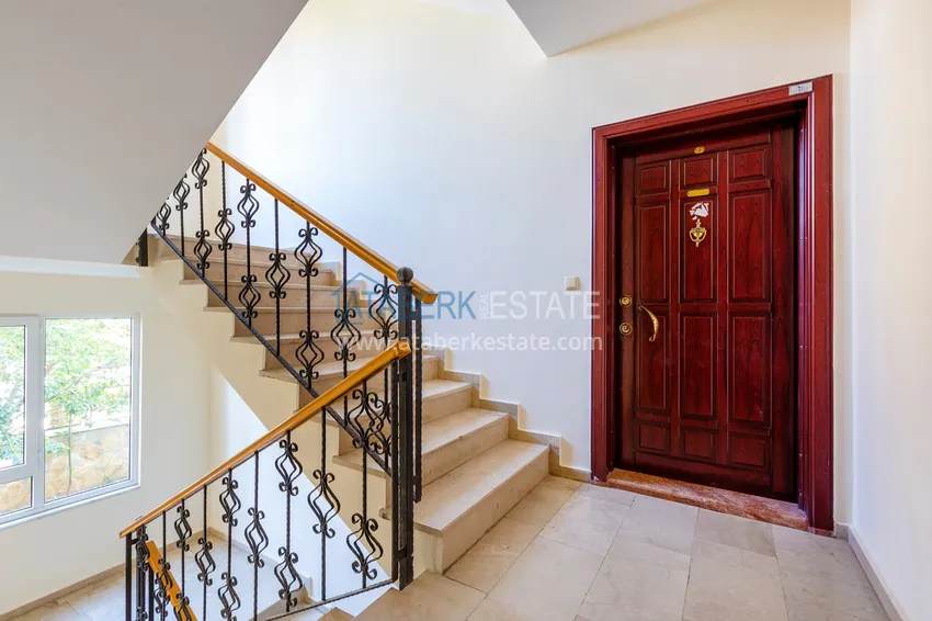 Furnished flat on the first coast line in Mahmutlar  17 