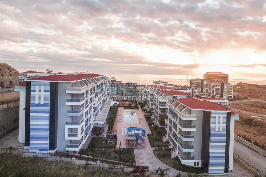 Flat in a residential complex by the sea in Kestel  16 