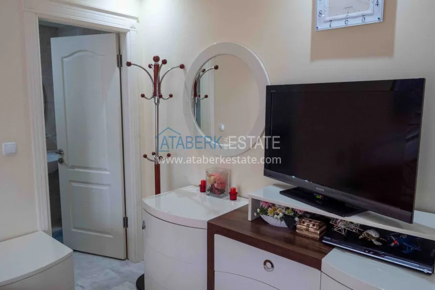 Purchase Furnished flat with a sea view on the sea coast in Mahmutlar 31 