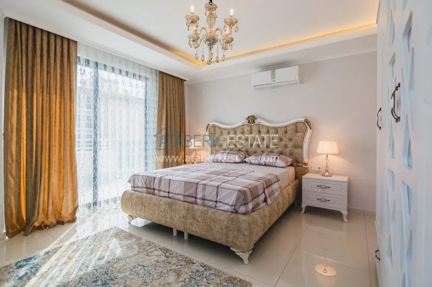 Purchase Furnished penthouse in elite complex in Mahmutlar 32 