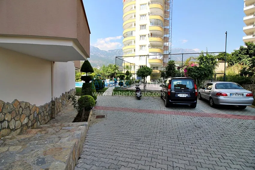 Furnished apartment with mountain and sea views in Mahmutlar 15 