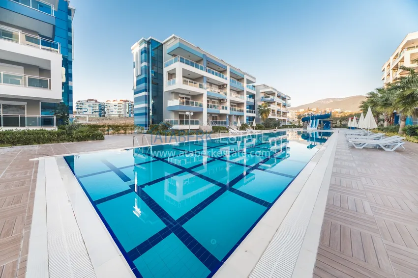 Flat in a residential complex by the sea in Kestel  17 