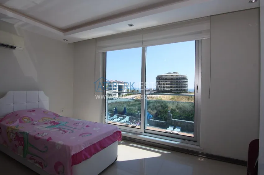 Purchase Furnished flat on two levels with a sea view in Kestel 17 