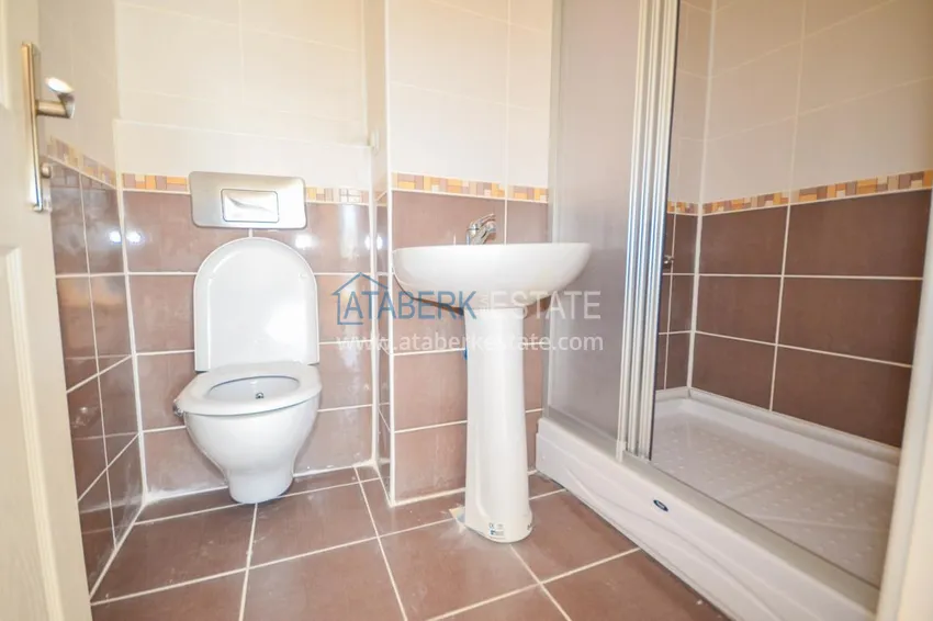 Purchase Two level penthouse with 4 bedrooms and a private sauna in Mahmutlar 16 