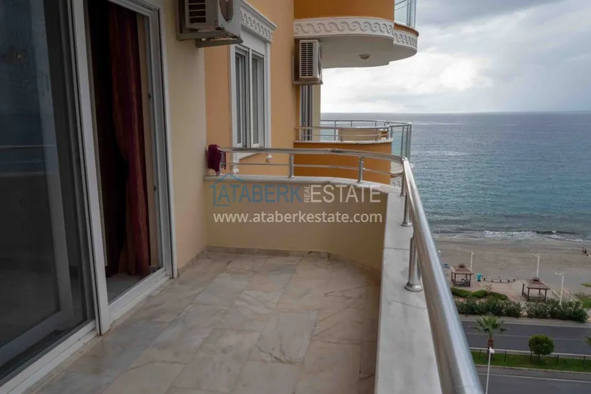 Purchase Furnished flat with a sea view on the sea coast in Mahmutlar 36 