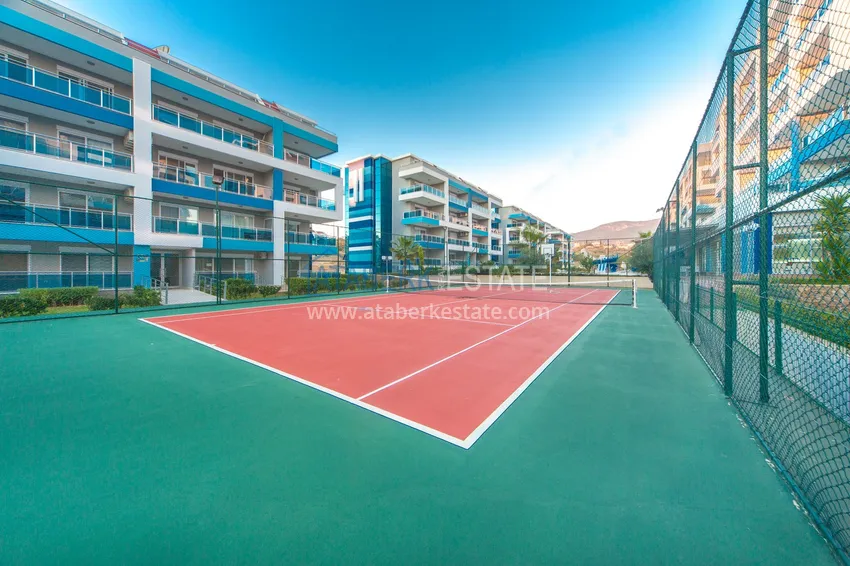 Flat in a residential complex by the sea in Kestel  18 