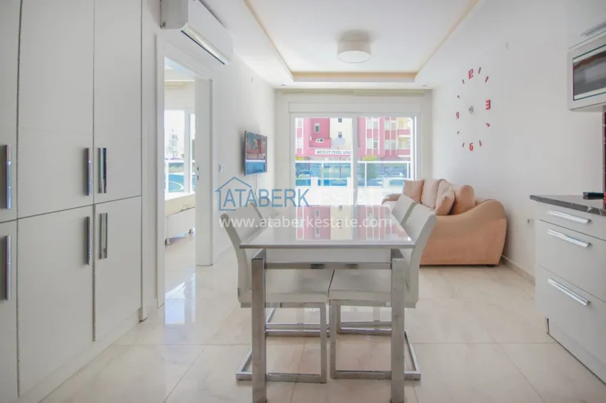 Purchase  Furnished flat in Mahmutlar in a luxury complex  1 