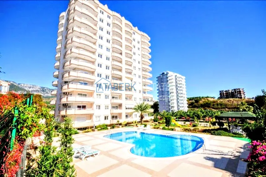 Flat in Mahmutlar ready to move in in the  residential complex 1 