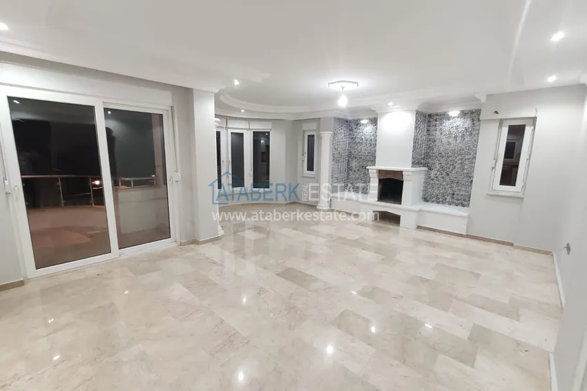 Purchase  Detached villa completely refurbished with a swimming pool  4 