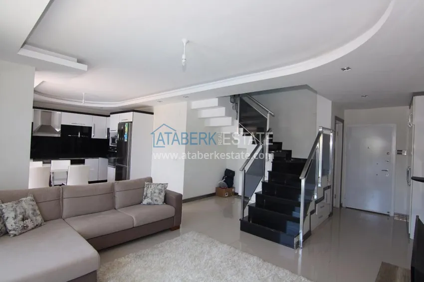 Furnished flat on two levels with a sea view in Kestel 2 