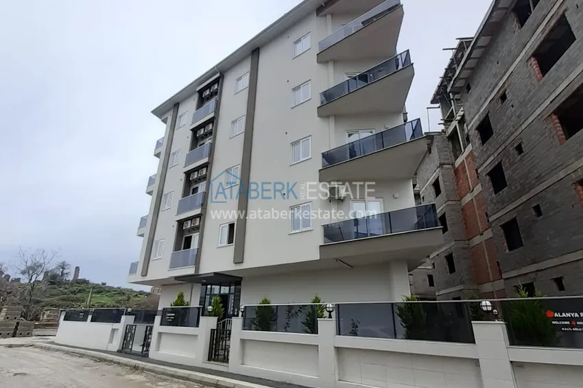 Fully furnished apartments in a modern residential complex in Mahmutlar  1 