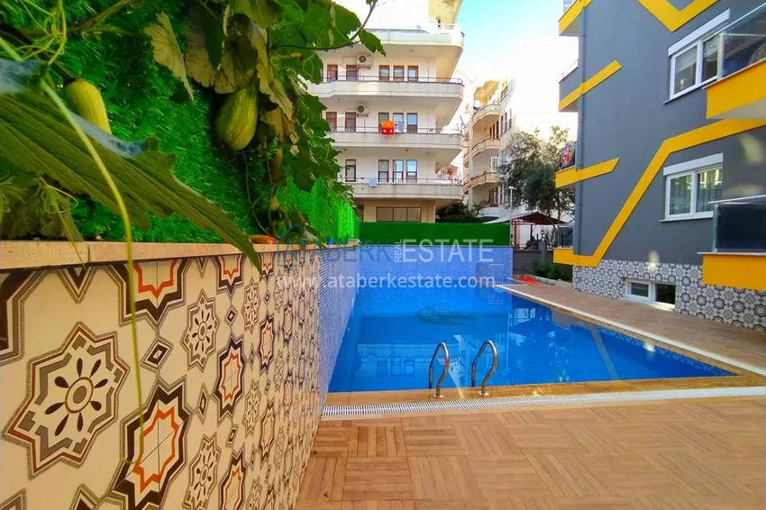 Flat by the sea in Mahmutlar in a new complex  1 