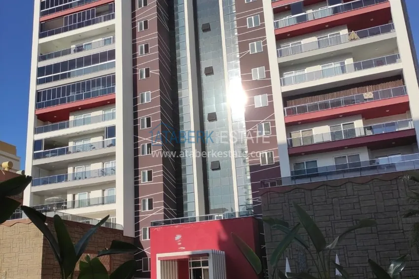 Flat in Mahmutlar with a glazed balcony in a new complex 2 