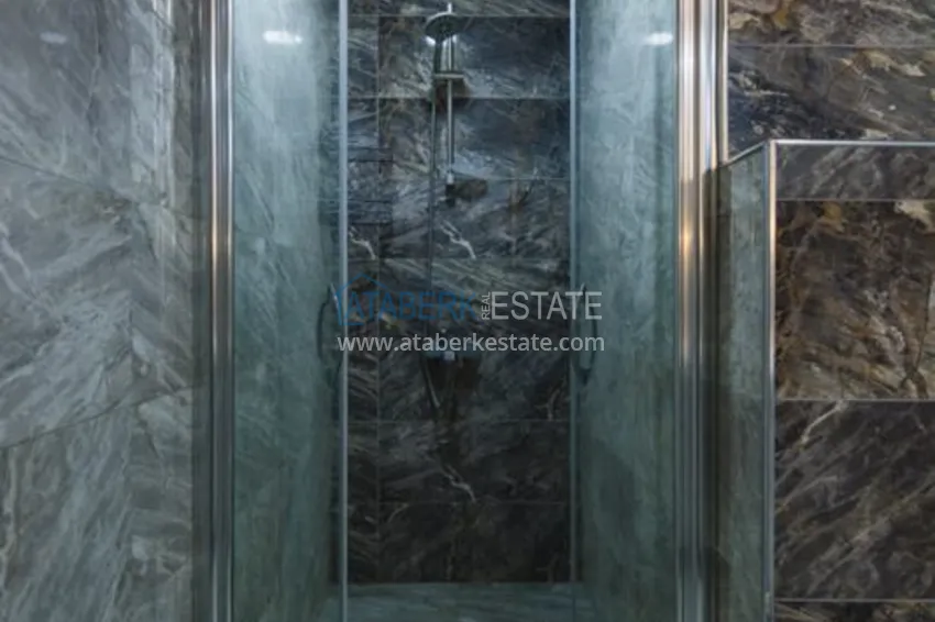 Purchase Furnished penthouse in elite complex in Mahmutlar 46 