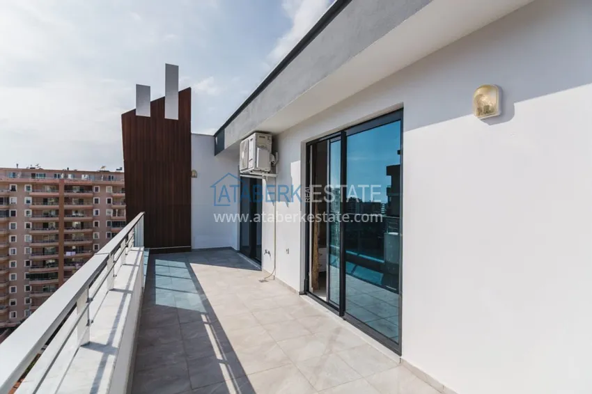 Purchase Furnished penthouse in elite complex in Mahmutlar 47 