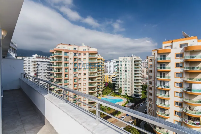 Purchase Furnished penthouse in elite complex in Mahmutlar 48 