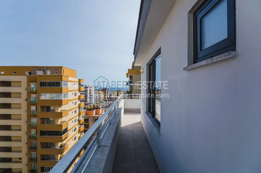 Purchase Furnished penthouse in elite complex in Mahmutlar 51 