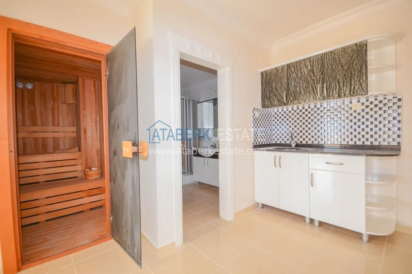 Purchase Two level penthouse with 4 bedrooms and a private sauna in Mahmutlar 23 