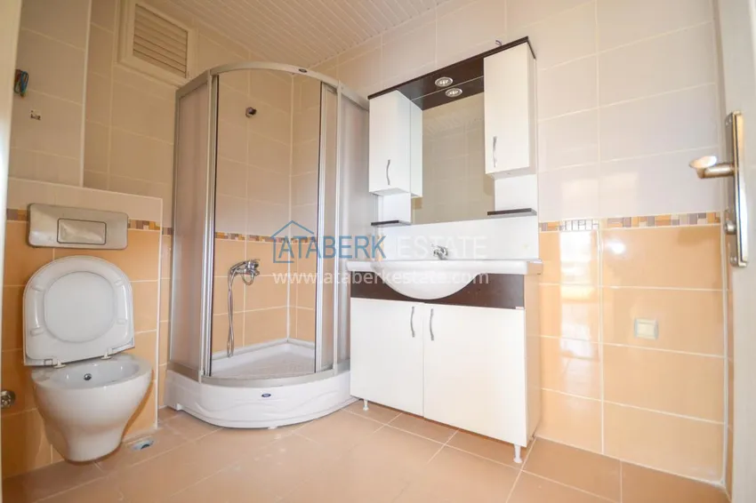 Purchase Two level penthouse with 4 bedrooms and a private sauna in Mahmutlar 27 