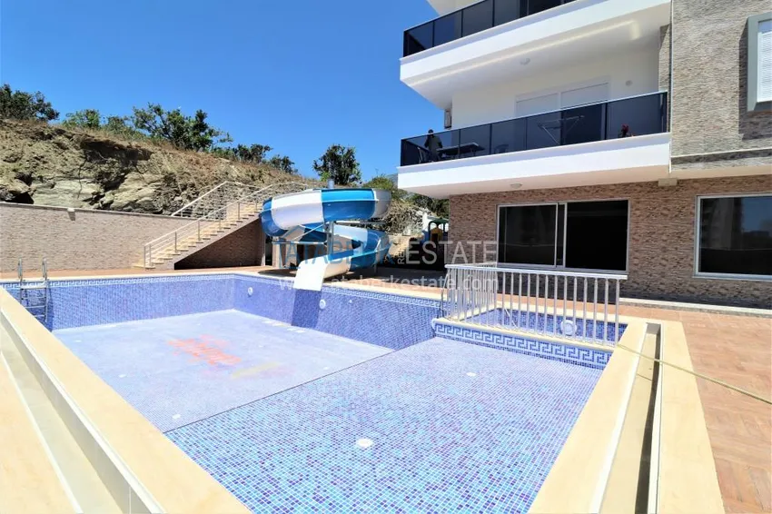 Furnished flat in Mahmutlar as a primary real estate  10 