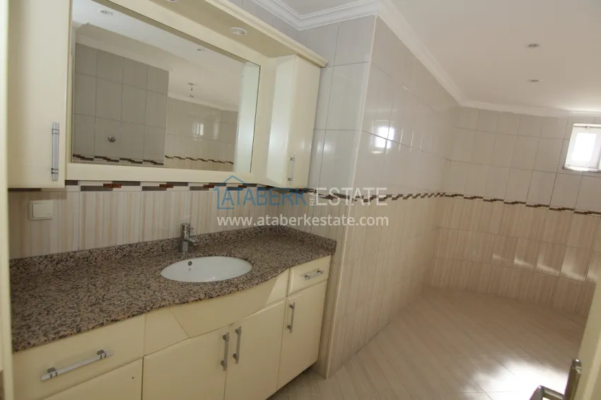 Purchase   Penthouse with sea and mountain views with a sauna in Mahmutlar  9 