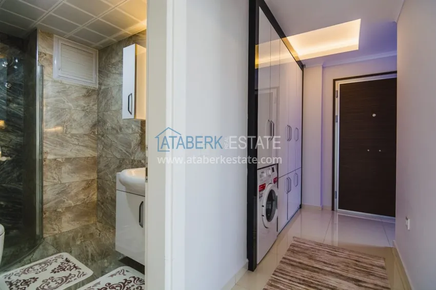 Purchase Furnished penthouse in elite complex in Mahmutlar 1 