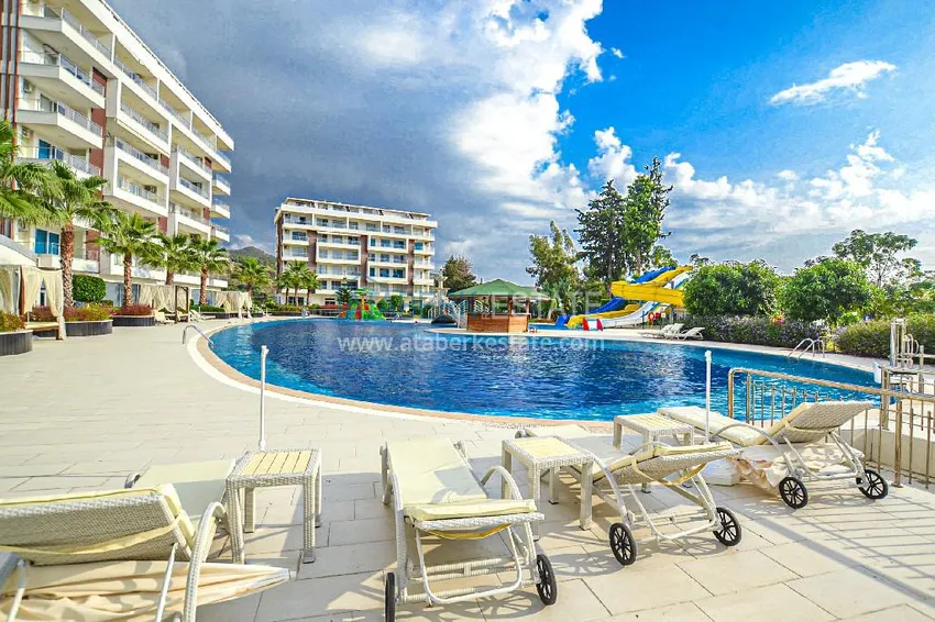 Flat in Demirtash in the complex  with it's own beach  5 