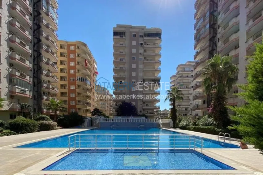 Flat in Mahmutlar with sea view in a comfortable complex 3 