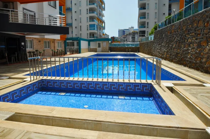 Penthouse with a modern interior in a comfortable complex in Tosmur  3 