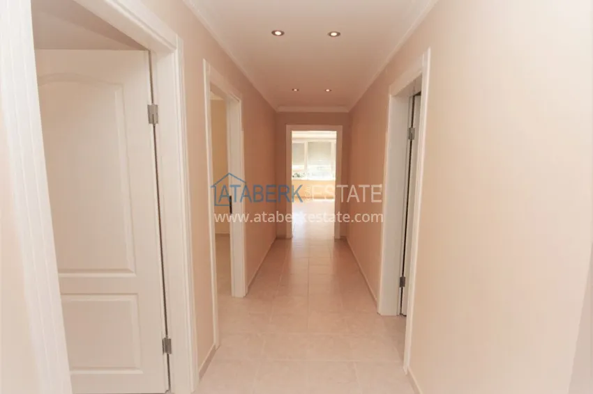 Purchase A newly renovated apartment by the sea in Mahmutlar 2 