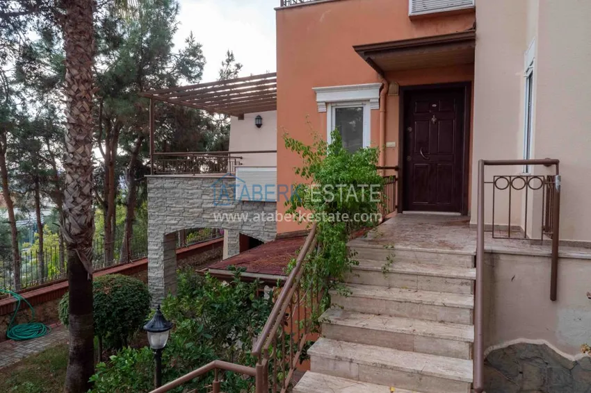 A furnished townhouse flat with seaview in Avsallar  2 