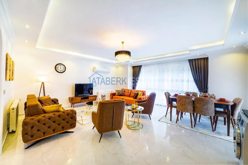 Purchase  Furnished flat close to the sea and centre in Mahmutlar  4 