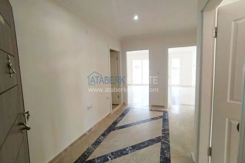 Purchase Two-bedroom apartment with a sea view in Mahmutlar 1 