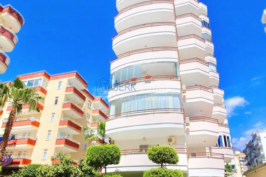 Furnished flat with glazed balconies in Mahmutlar  5 